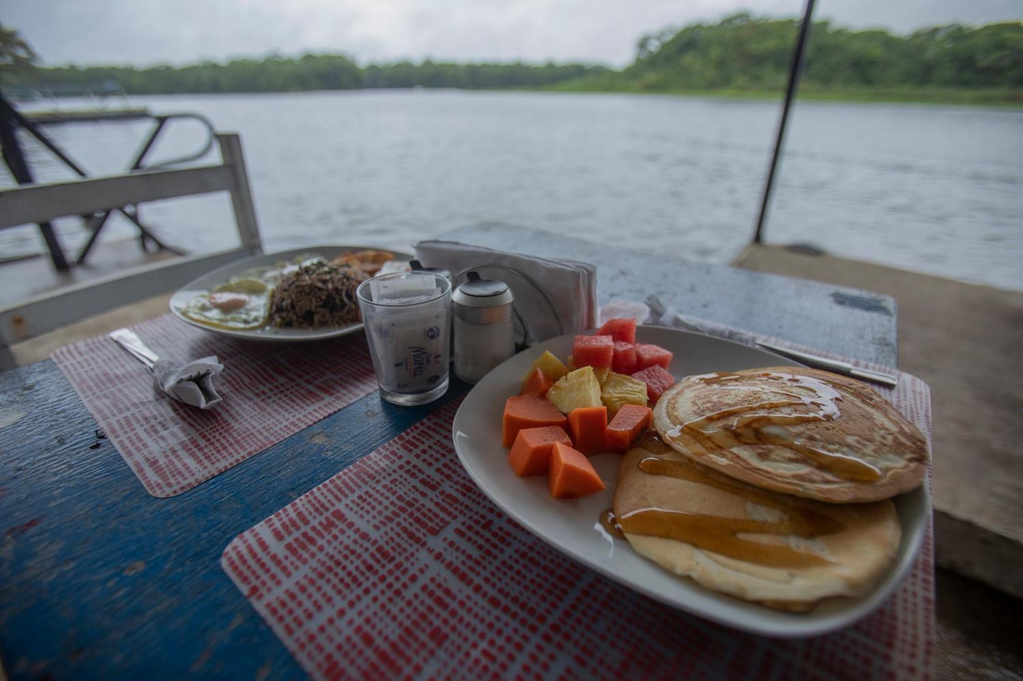 Hotel Pura Natura Riverside Tortuguero Eksteriør billede