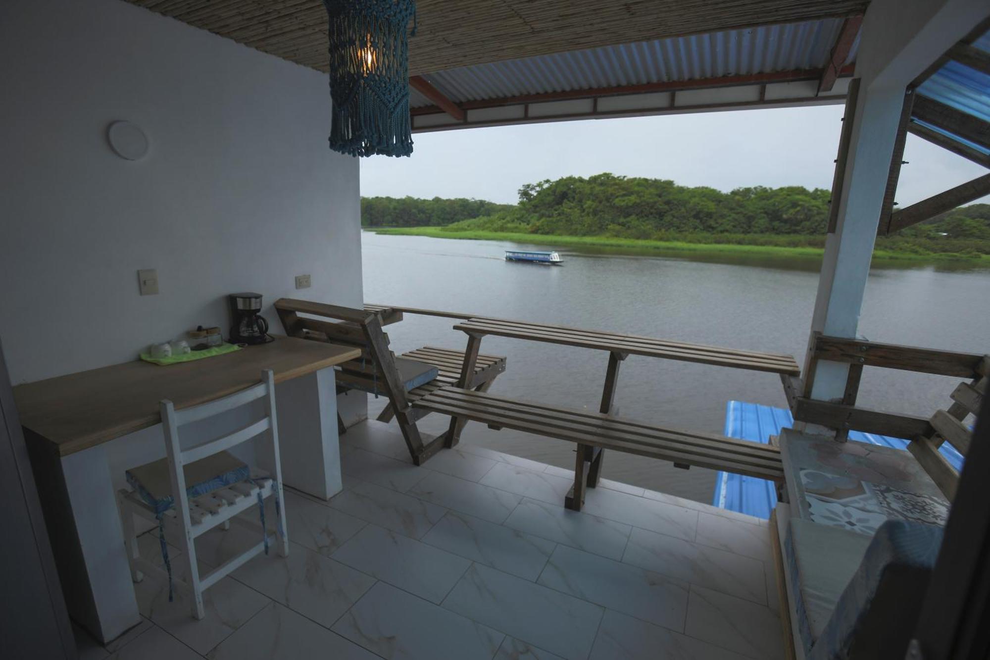 Hotel Pura Natura Riverside Tortuguero Eksteriør billede